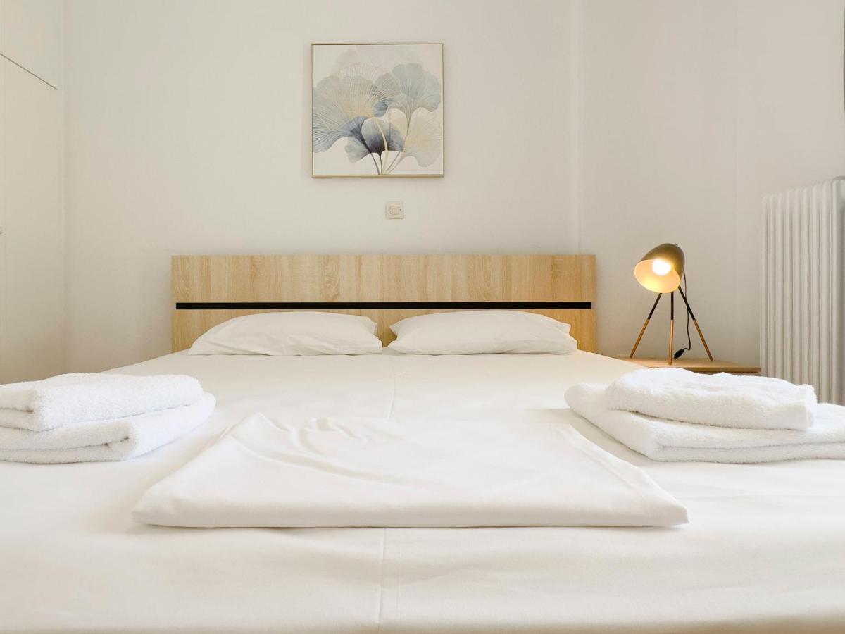 Metamorfoseos Spacious 120sqm In Alimos