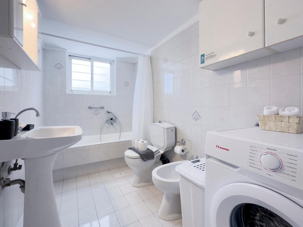 Apartment Metamorfoseos Spacious 120sqm In Alimos *