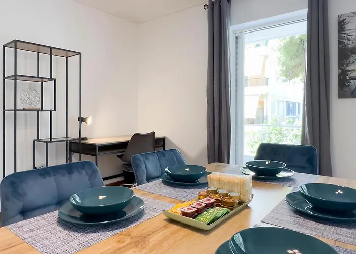 Metamorfoseos Spacious 120Sqm Apt In Alimos