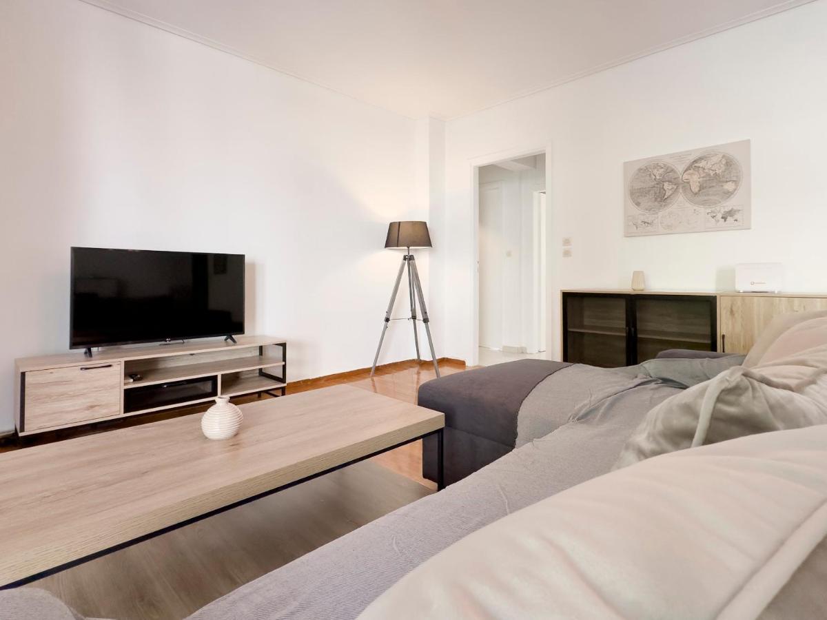 Metamorfoseos Spacious 120sqm In Alimos Apartamento