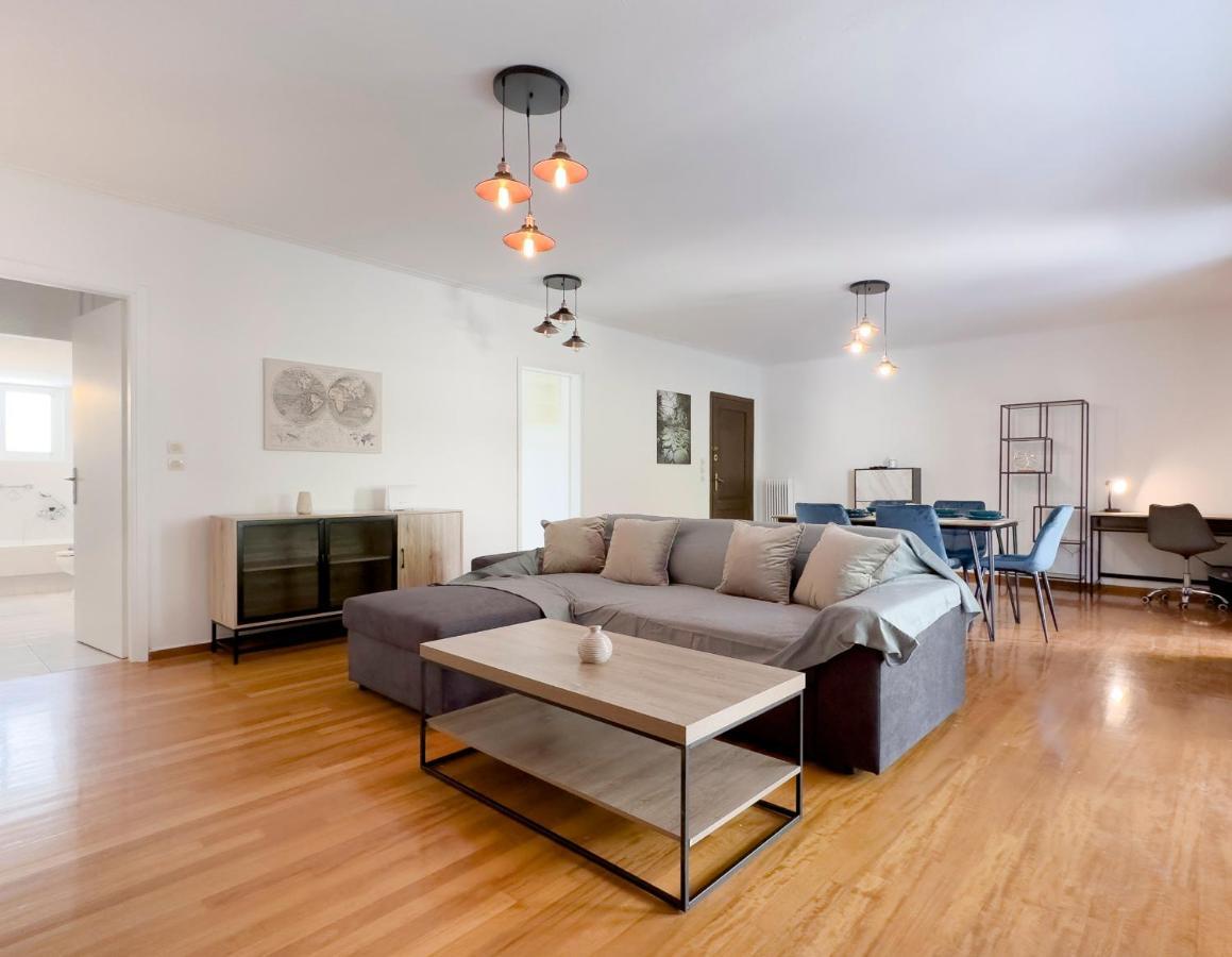Metamorfoseos Spacious 120sqm In Alimos Appartement *